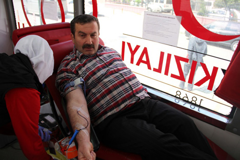 rize-muftulugu’nden-kan-bagisi-kampanyasi4.jpg rize-muftulugu’nden-kan-bagisi-kampanyasi4.jpg