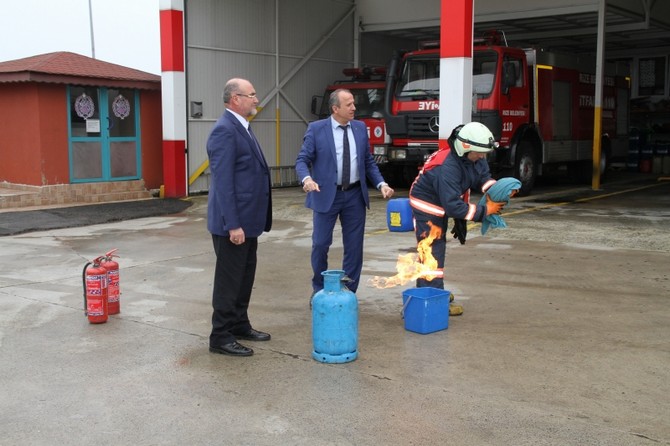 rize-muftulugu-personeline-yangin-sondurme-egitimi-(9).jpg