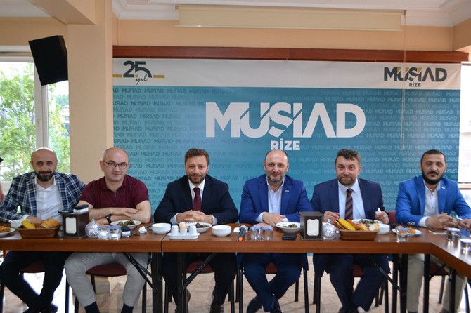 rize-musiad’da-bayramlasma-(4).jpg
