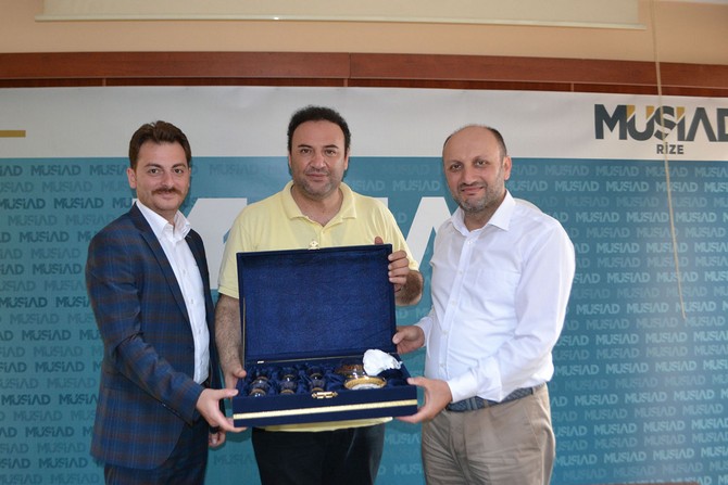 rize-musiad’dan-uyelerine-egitim-(7).jpg