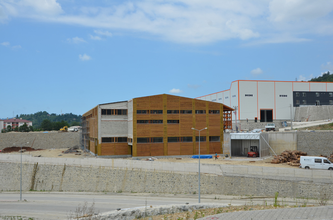 rize-organize-sanayi-bolgesinde-inceleme-3.jpg