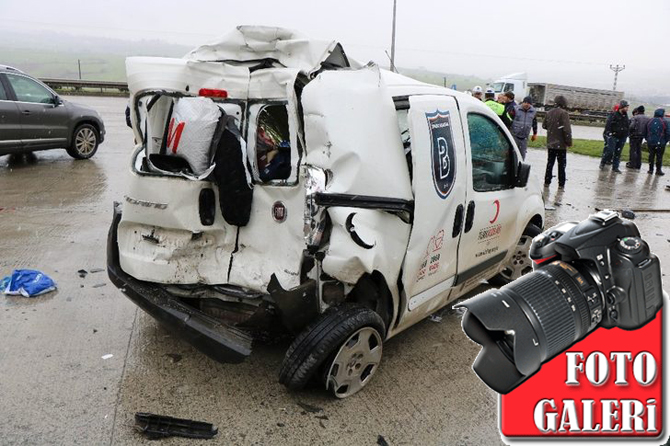 rize-plakali-kamyon-zincirleme-kazaya-karisti-4-yarali-foto-galeri.jpg