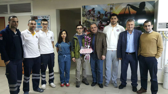 rize-saglik-sen-subesi-22-aralik-paramedikler-gunu-kapsaminda-il-ambulans-servisi-bashekimligini-ziyaret-etti-1.jpg