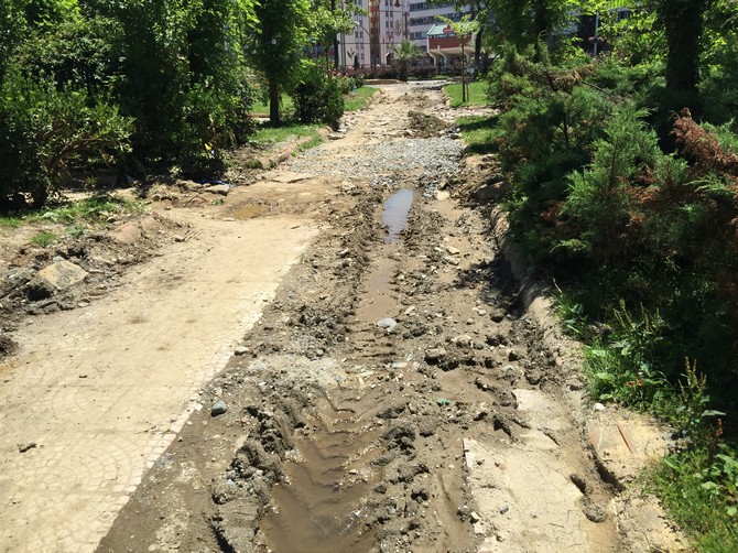 rize-sahil-parkinin--icler-acisi-durumu-(18).jpg