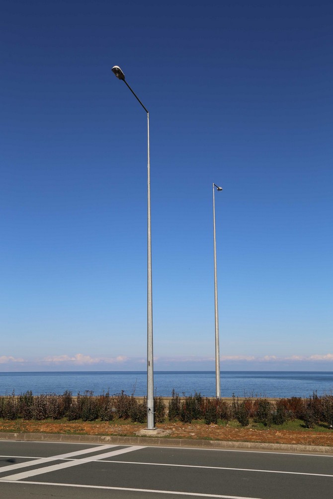 rize-sahil-yolu’nda-aydinlatma-calismasi-(2).jpg