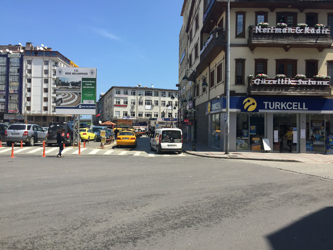 rize-sehir-ici-trafiginde-yeni-duzenleme2-001.jpg rize-sehir-ici-trafiginde-yeni-duzenleme2-001.jpg