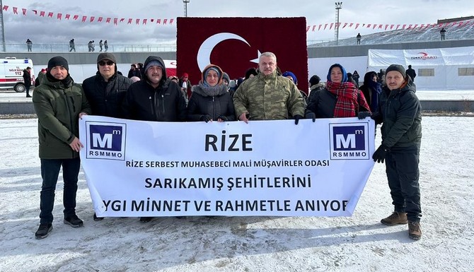 rize-smmm-odasi-uyeleri-sarikamis-sehitlerini-anma-programina-katildi-3.jpg