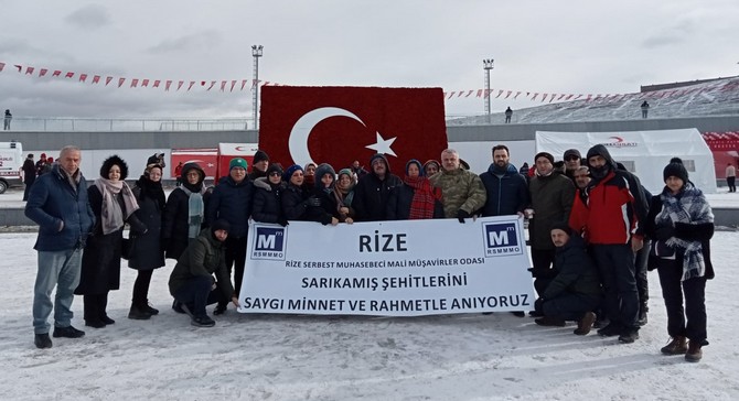 rize-smmm-odasi-uyeleri-sarikamis-sehitlerini-anma-programina-katildi-5.jpg