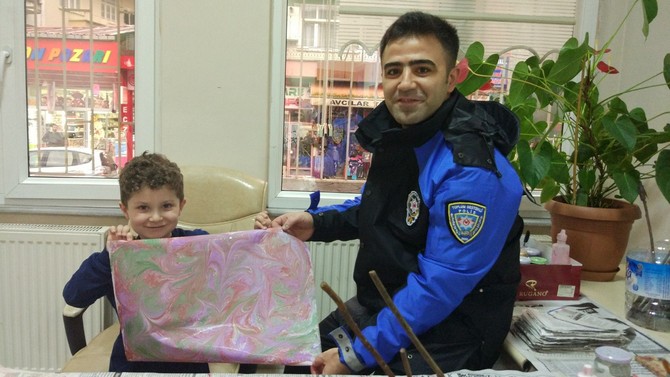rize-tdp’den-polis-cocuklarina-ebru-kursu-(10).jpg
