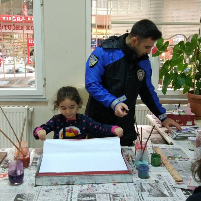 rize-tdp’den-polis-cocuklarina-ebru-kursu-(18).jpg