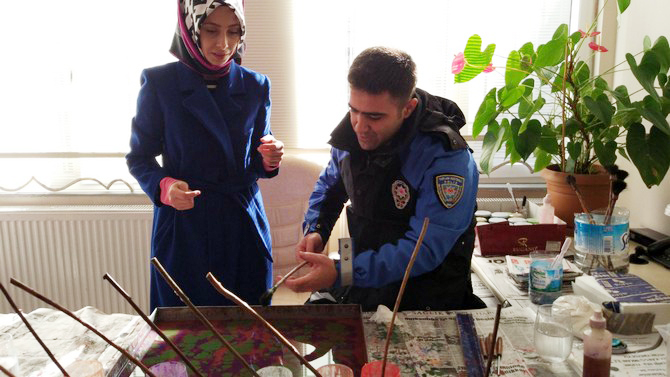 rize-tdp’den-polis-cocuklarina-ebru-kursu-(30).jpg