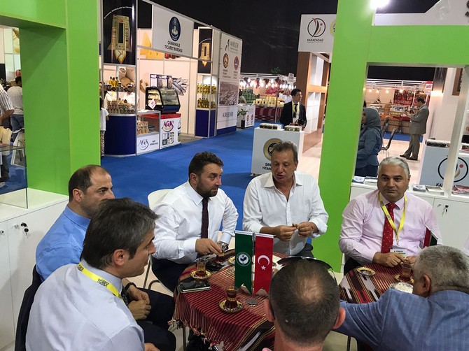 rize-ticaret-borsasi,-bu-yil-8.’si-duzenlenen-yorex-fuari’nda-rize’nin-tanitimini-gerceklestiriyor-(3).jpg