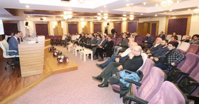 rize-ticaret-ve-sanayi-odasi-ile-kosgeb-isbirliginde-“2019-yili-yeni-girisimci-ve-kosgeb-destekleri-bilgilendirme-semineri”-duzenlendi.jpg