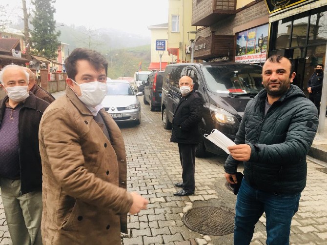 rize-valiligi--her-gun-12-bin-adet-ucretsiz-maske-dagitacak-(8).jpg