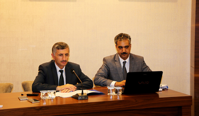rize-valiliginin-2017-yili-lll.-donem-il-koordinasyon-kurulu-toplantisinda,-kamu-kurumlarinca-yurutulen-ve-planlanan-yatirimlar-degerlendirildi-2.jpg