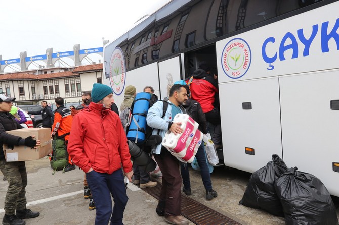 rize-valiliginin-onculugunde-rize-arama-kurtarma-ekibi-rike-gaziantepe-yardim-eli-uzatmak-uzere-yola-cikti-8.jpg