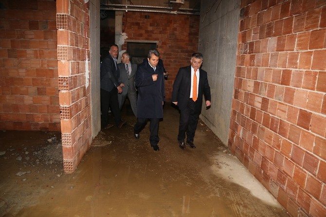 rize-valisi-ersin-yazici-il-ozel-idaresi’nin-yatirimlarini-yerinde-inceledi-(8).jpg