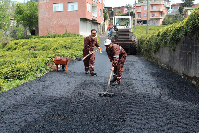 rize-ve-ilcelerine-50-bin-ton-asfalt-dokulecek1-001.jpg