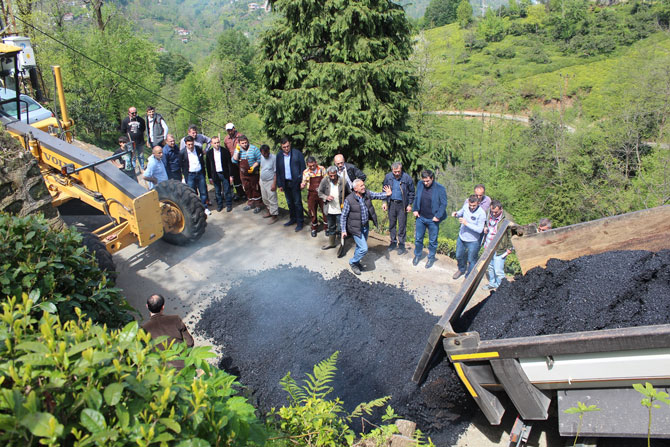 rize-ve-ilcelerine-50-bin-ton-asfalt-dokulecek6.jpg
