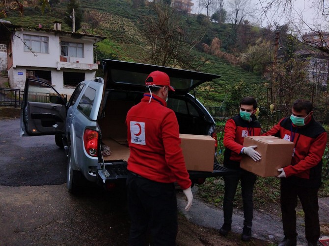 rize-vefa-sosyal-destek-gurubu,-1600-kisiye-yardim-elini-uzatti-(5).jpg