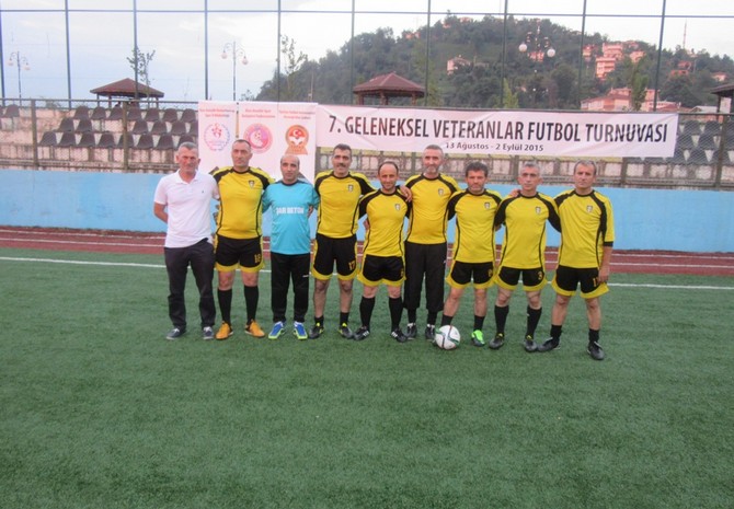 rize-veteranlar-futbol-turnuvasi-(1).jpg
