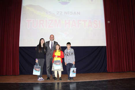 rizede--turizm-haftasi-kutlamalari-basladi-7.jpg