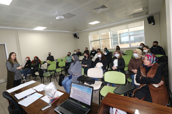 rizede-112-personeli-icin-kadina-yonelik-aile-ici-siddetle-mucadelede-egitimi-duzenlendi-5.jpg