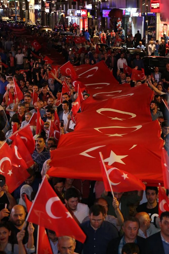 rizede-15-temmuz-demokrasi-ve-milli-birlik-gunu-(15).jpg