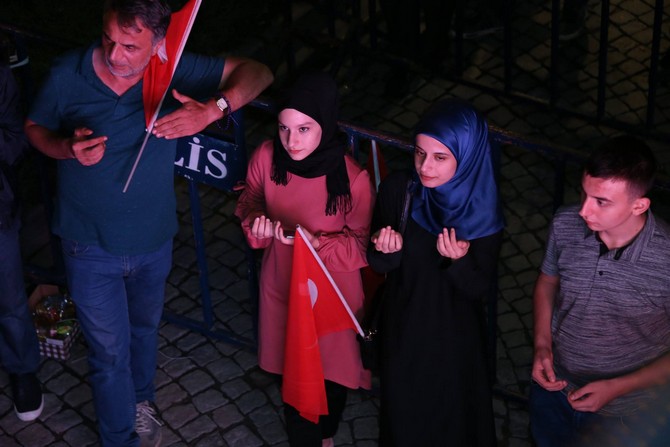 rizede-15-temmuz-demokrasi-ve-milli-birlik-gunu-(6)-002.jpg