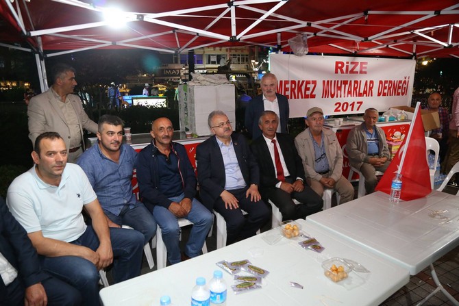 rizede-15-temmuz-demokrasi-ve-milli-birlik-gunu-(7)-002.jpg
