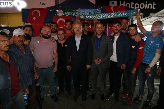 rizede-15-temmuz-demokrasi-ve-milli-birlik-gunu-(9)-001.jpg