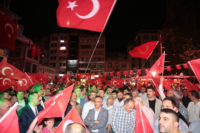 rizede-15-temmuz-demokrasi-ve-milli-birlik-gunu-etkinlikleri-(7).jpg
