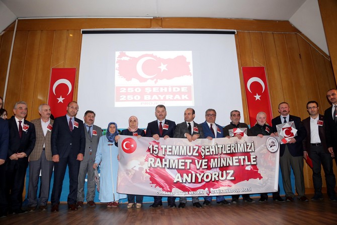 rizede-250-sehit-ailesine-250-bayrak-projesi-(10).jpg