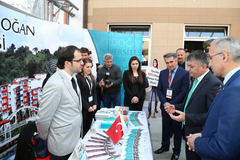 rizede-4.-universite-tanitim-fuari-2.jpg rizede-4.-universite-tanitim-fuari-2.jpg