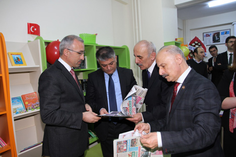 rizede-51.-kutuphane-haftasi-etkinlikleri-basladi-11.jpg rizede-51.-kutuphane-haftasi-etkinlikleri-basladi-11.jpg