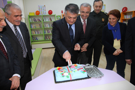 rizede-51.-kutuphane-haftasi-etkinlikleri-basladi-14.jpg rizede-51.-kutuphane-haftasi-etkinlikleri-basladi-14.jpg