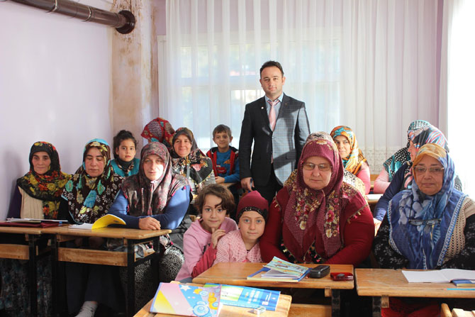rizede-60indan-sonra-okuma-yazma-ogreniyorlar-2.jpg