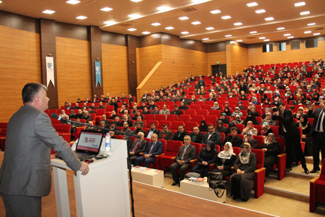 rizede-aile-okulu-seminerleri-basladi-14.jpg rizede-aile-okulu-seminerleri-basladi-14.jpg