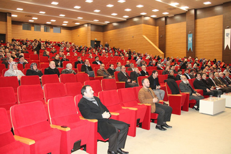 rizede-aile-okulu-seminerleri-basladi-19.jpg rizede-aile-okulu-seminerleri-basladi-19.jpg