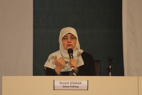 rizede-aile-okulu-seminerleri-basladi-20.jpg rizede-aile-okulu-seminerleri-basladi-20.jpg