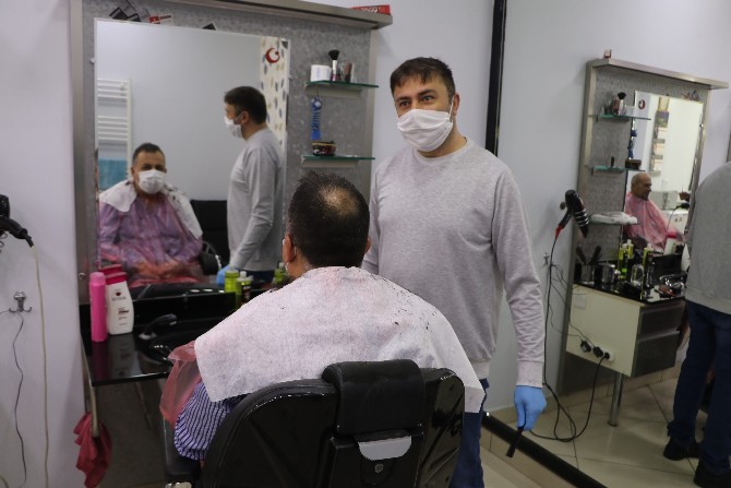 rizede-berber,-kuafor-ve-guzellik-salonlari-yeniden-faaliyete-gecti-(4).jpg