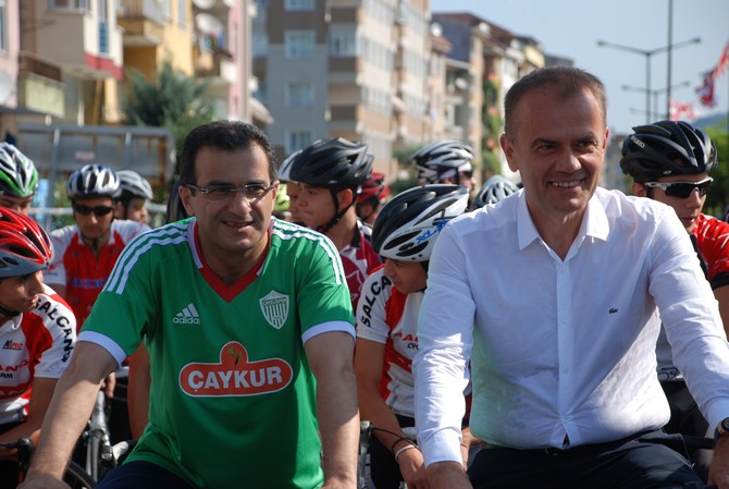 rizede-bisiklet-yarisi-heyecani-yasandi-(4).jpg