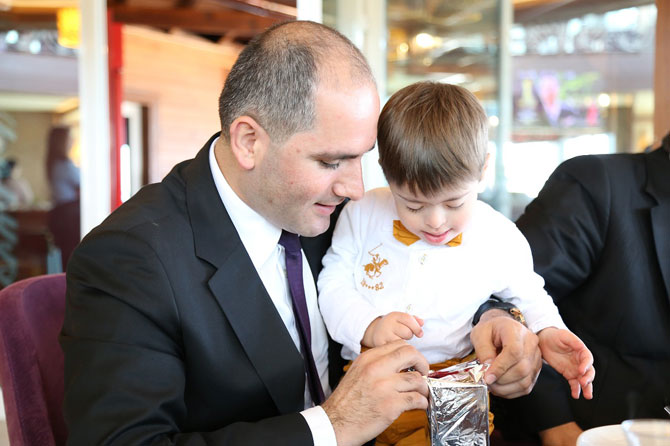 rizede-buyuk-aile-sofrasi-kuruldu-8.jpg rizede-buyuk-aile-sofrasi-kuruldu-8.jpg