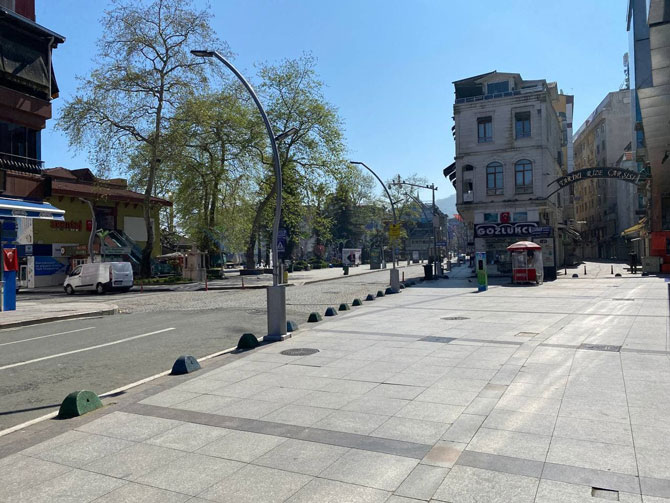 rizede-cadde-ve-sokaklar-bos-kaldi-(2).jpg