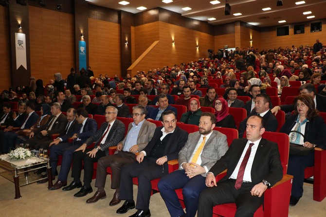 rizede-cumhurbaskanligi-hukumet-sistemini-konusuyoruz-konferansi-(8).jpg