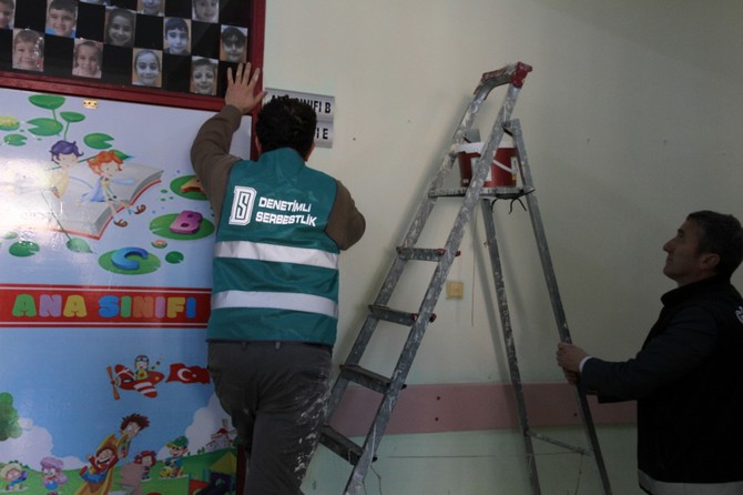 rizede-denetimli-serbestlik-yukumluleri-okullarin-bakimini-yapiyor-(10).jpg
