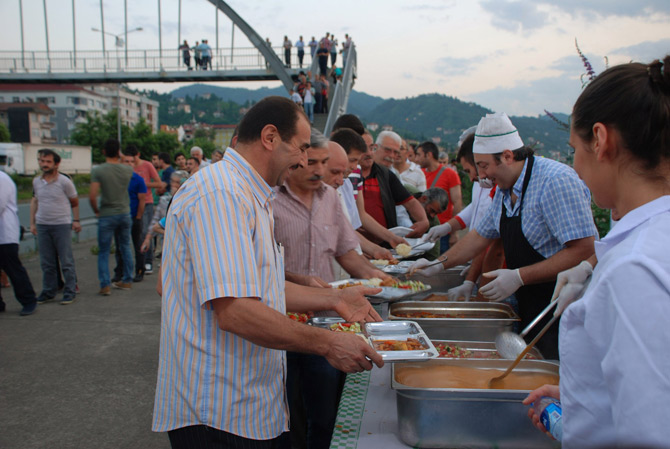 rizede-denize-sifir-iftar-1.jpg rizede-denize-sifir-iftar-1.jpg