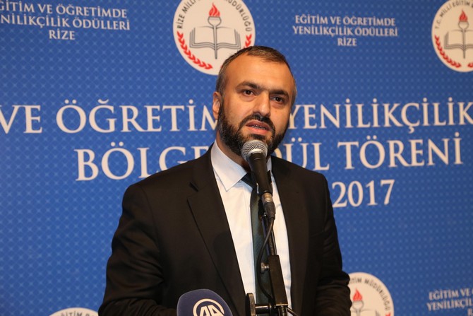 rizede-egitim-ve-ogretimde-yenilikcilik-odulleri-(3).jpg