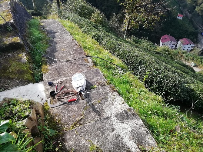rizede-elektrik-akimina-kapilan-kisi-hayatini-kaybetti-(2).jpg