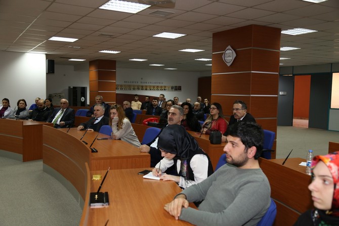 rizede-elektromanyetik-kirlilik-semineri-duzenlendi-(2).jpg